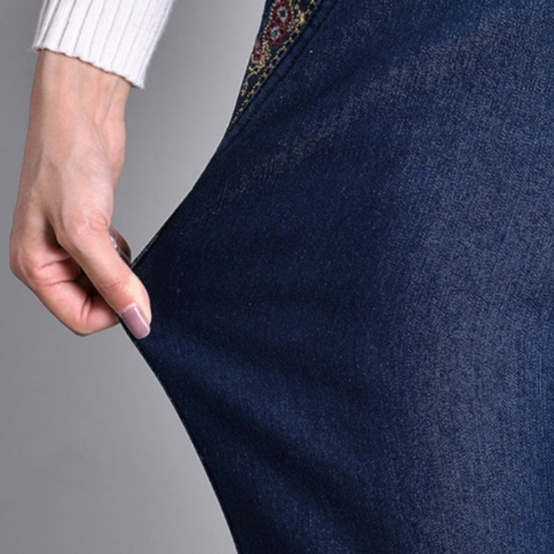 Laluna® | Women's jeans with side pockets and elastic waist